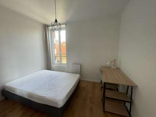 Colocation / 4 rooms apartment · 50 m², Clermont-Ferrand, Rue Pourcher