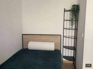 Room in a live-in landlord's home / 4 rooms apartment · 75 m², Nice, Avenue de la Bornala