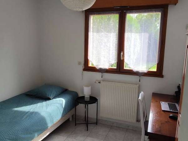 Chambre chez l'habitant / Maison 6 pièces de 145 m², Lesquin, Rue des Meuniers / Photo 8