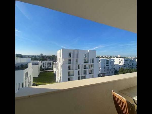 Flatsharing / 4-bedroom flat · 71 m², Le Bouscat, Avenue de la Libération Charles de Gaulle / Photo 2
