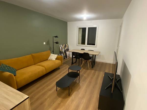 Colocation / Appartement 4 pièces de 66 m², Toulouse, Rue du Mont Doré / Photo 2
