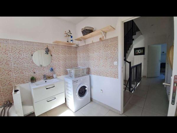 Colocation / Maison 5 pièces de 121 m², Nîmes, Impasse des Acacias / Photo 2