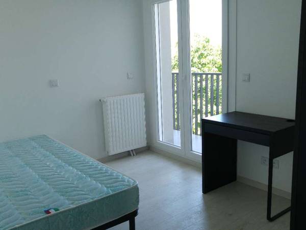 Colocation / Appartement 5 pièces de 65 m², Paris, Avenue de la Porte d'Italie / Photo 3