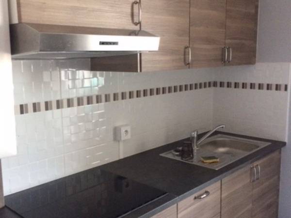 Colocation / Appartement 4 pièces de 70 m², Saint-Martin-d'Hères, Rue Alphonse Allais / Photo 3