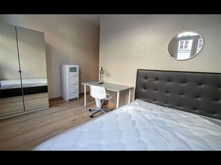 Flatsharing / 5-bedroom flat · 115 m², Lille, Rue De Wazemmes