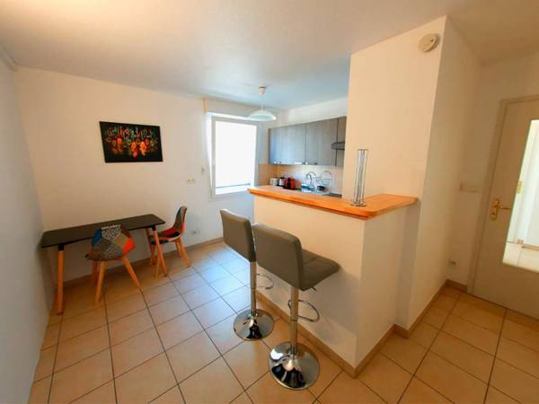 Colocation / Appartement 3 pièces de 48 m², Strasbourg, Rue Moll / Photo 2