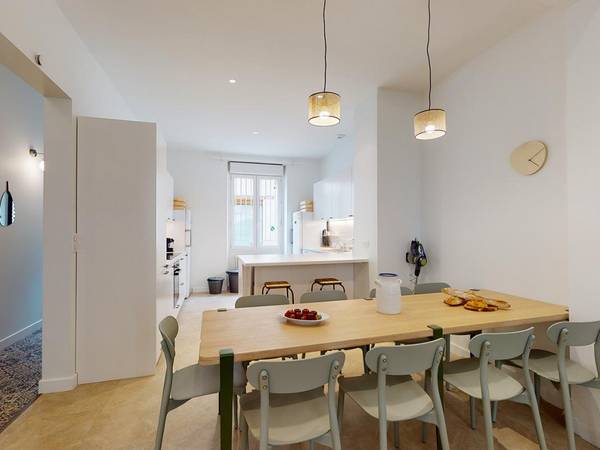 Colocation / Appartement 13 pièces de 229 m², Bordeaux, 54 Rue Turenne, / Photo 2