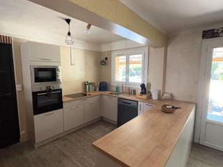 Colocation / 10 rooms house · 205 m², Le Mans, Rue de Laigné