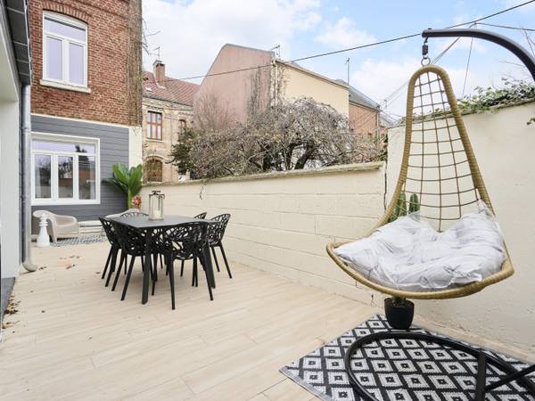 Colocation / Appartement 8 pièces de 130 m², Amiens, Rue de Cottenchy / Photo 2