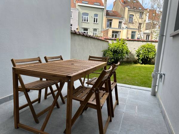 Colocation / Maison 9 pièces de 200 m², Uccle, Rue Klipveld / Photo 2