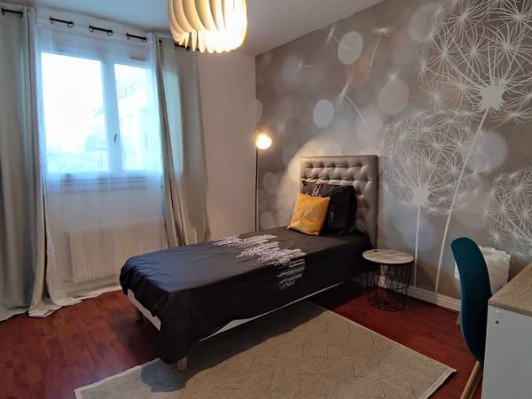 Colocation / Immeuble 3 pièces de 75 m², Vénissieux / Photo 10