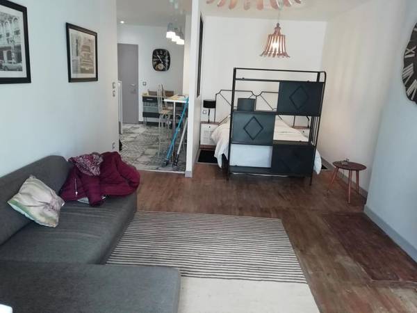 Location / Appartement 1 pièce, Tarbes / Photo 2