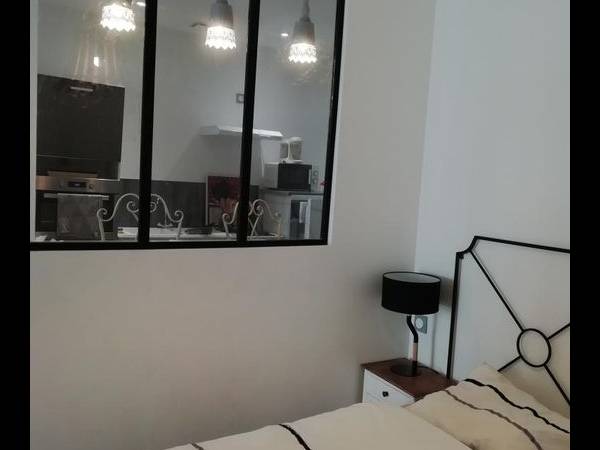 Location / Appartement 1 pièce, Tarbes / Photo 4