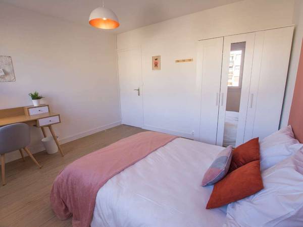 Colocation / Appartement 5 pièces de 105 m², Montpellier, Rue Emile Chartier Dit Alain / Photo 2