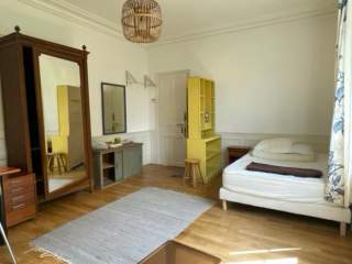 Room share / 10 rooms house · 211 m², Sarcelles, Rue Censier