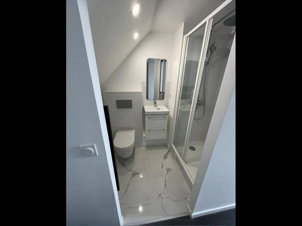 Colocation / Maison 6 pièces de 100 m², Évry-Courcouronnes, Rue de l'Essonne / Photo 11