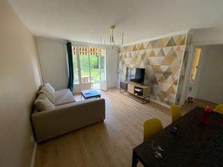 Colocation / 5 rooms apartment · 90 m², Villeurbanne, Cours Emile Zola
