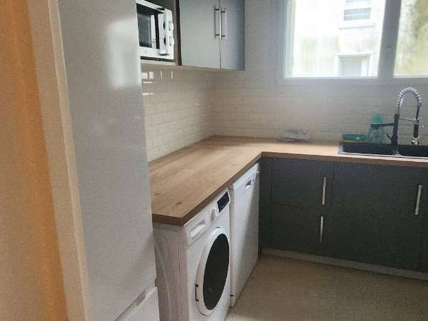 Colocation / Appartement 5 pièces de 90 m², Montigny-le-Bretonneux, Allée des Romarins / Photo 9