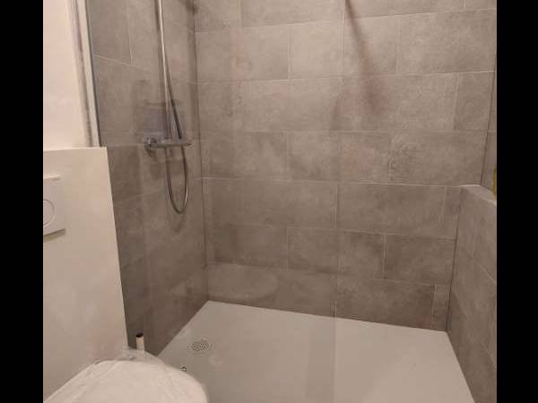 Colocation / Appartement 4 pièces de 70 m², Woluwe-Saint-Lambert, Chemin des Deux Maisons / Photo 2