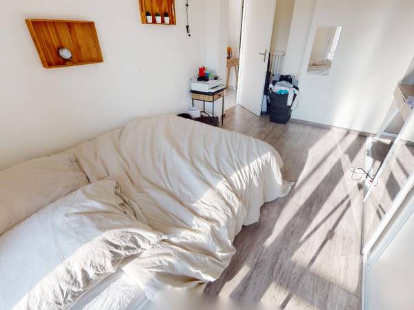 Colocation / Appartement 3 pièces de 64 m², Dijon, Place Roger Salengro / Photo 2