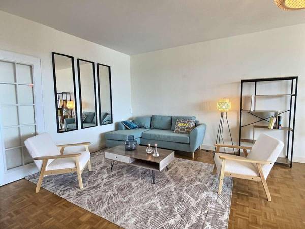 Colocation / Appartement 4 pièces de 103 m², Blois, Avenue du Marechal Lyautey / Photo 2