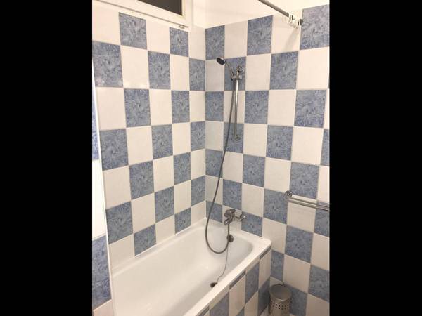 Colocation / Immeuble 4 pièces de 80 m², Bordeaux, Rue Sauteyron / Photo 2