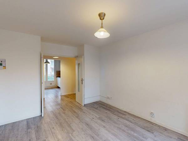 Location / Appartement 4 pièces de 69 m², Saint-Martin-d'Hères, Rue Honoré Daumier / Photo 2