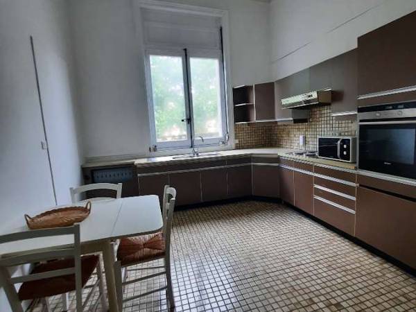 Chambre chez l'habitant / Hôtel particulier 3 pièces de 24 m², Tourcoing, Place de la Victoire / Photo 5