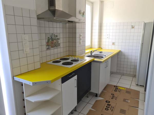 Location / Appartement 2 pièces de 32 m², Le Creusot, Rue Lavoisier / Photo 2