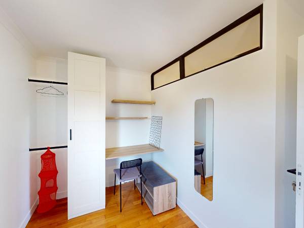 Colocation / Appartement 5 pièces de 100 m², Rouen, Boulevard d'Orléans / Photo 2