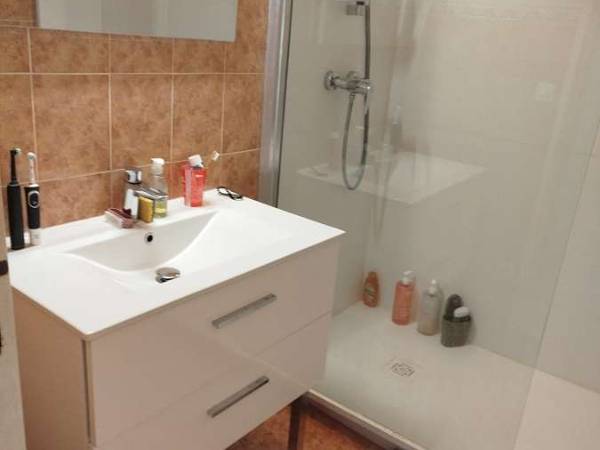 Colocation / Appartement 5 pièces de 84 m², Rillieux-la-Pape, Avenue de l'Europe / Photo 6