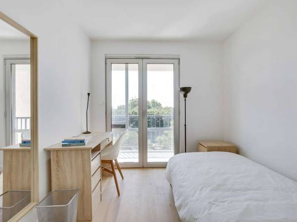 Colocation / Appartement 7 pièces de 129 m², Massy, Allée de Pologne / Photo 9