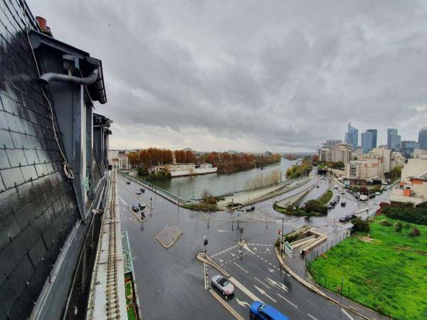 Sous-location / Studio de 25 m², Courbevoie, Rue Léon Boursier / Photo 2