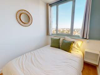 Colocation / Appartement 5 pièces de 75 m², Bron, Rue Édouard Branly