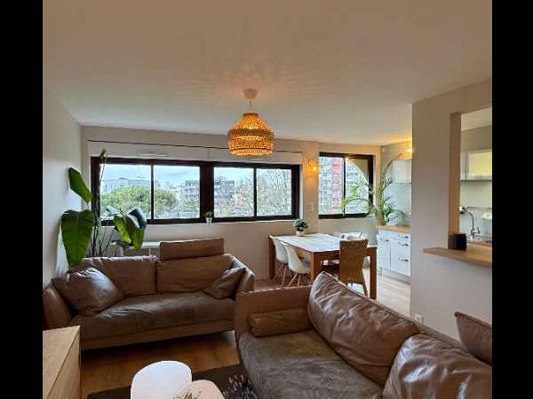 Colocation / Appartement 8 pièces de 83 m², Talence, Rue Odilon Redon / Photo 2