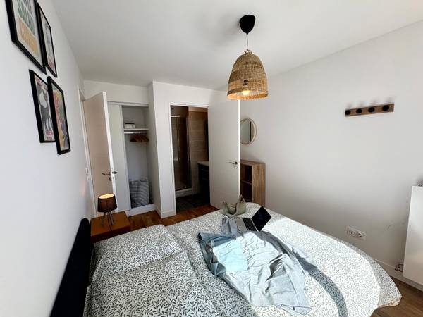 Flatsharing / 6-bedroom flat · 105 m², Clichy-la-Garenne, Bis Rue du Landy / Photo 2