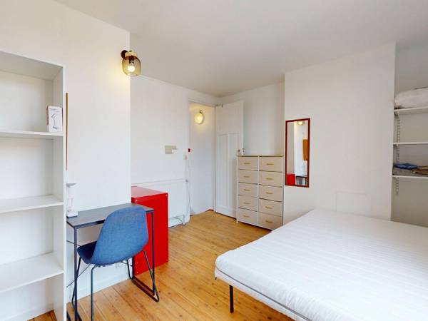 Colocation / Maison 6 pièces de 95 m², Lille, Rue Godefroy Cavaignac / Photo 2
