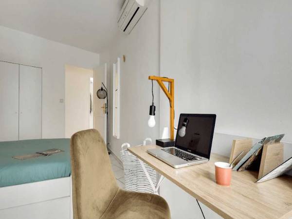 Colocation / Appartement 5 pièces de 120 m², Paris, Avenue Jean Jaures / Photo 2