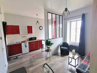 Rental / Studio, Niort