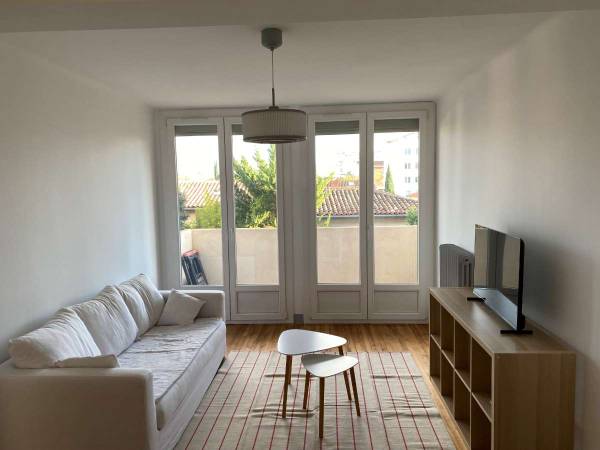 Colocation / Appartement 4 pièces de 66 m², Toulouse, Rue du Midi / Photo 2
