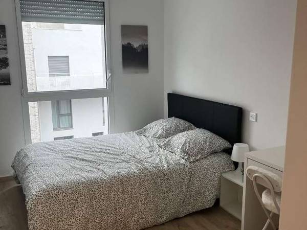 Colocation / Appartement 5 pièces de 85 m², Cergy, Allée des Lumières / Photo 2
