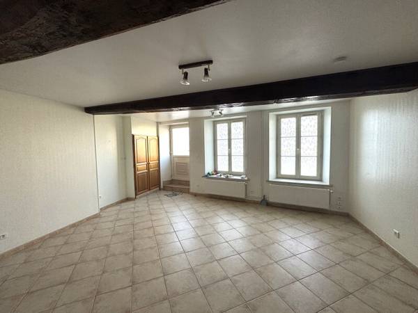 Location / Maison 3 pièces de 57 m², Bar-sur-Aube, 12 Faubourg de Belfort / Photo 2