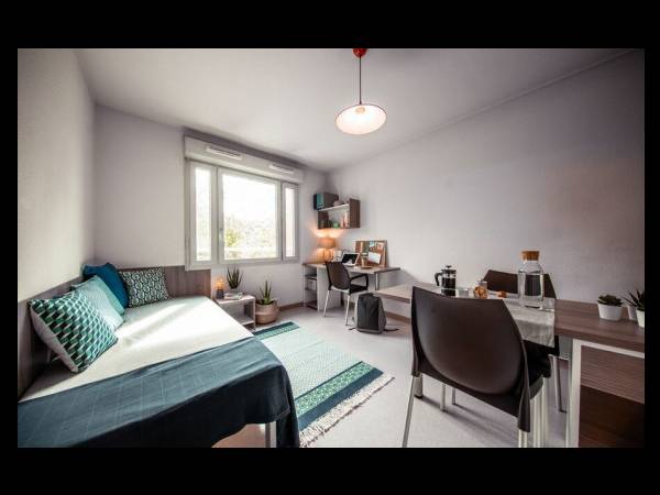 Location / Résidence 1 pièce de 17 m², Vénissieux, 60 Avenue Jules Guesde / Photo 10