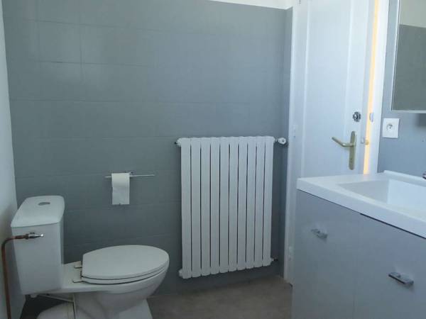Location / Maison 4 pièces de 73 m², Rennes, Rue du Docteur Ferrand / Photo 7