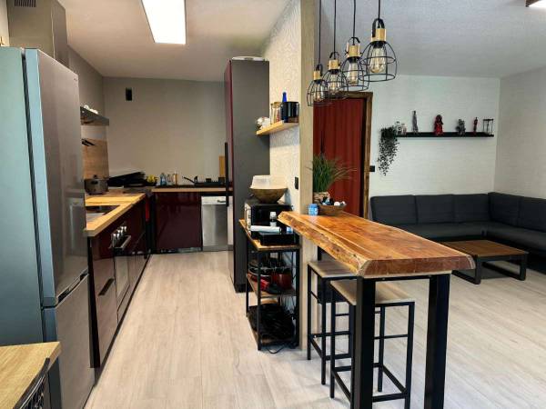 Colocation / Appartement 4 pièces de 75 m², Pessac, Rue de la Ramée / Photo 2