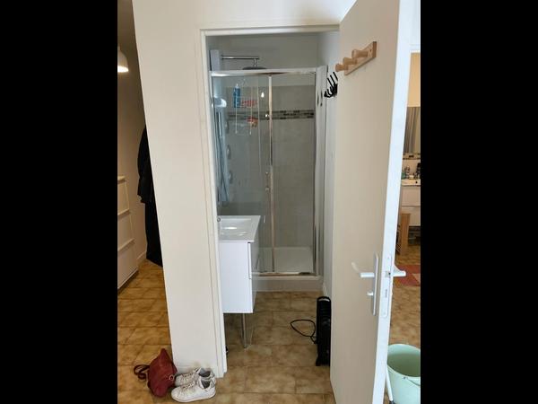 Colocation / Appartement 4 pièces de 68 m², Nîmes, Rue Sully / Photo 3