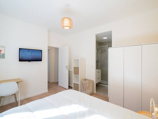 Colocation / Appartement 5 pièces de 81 m², Toulon, Boulevard du Dr Charles Barnier / Photo 8