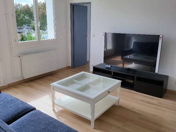 Colocation / Appartement 3 pièces de 64 m², Lyon, Avenue Général Frère / Photo 2