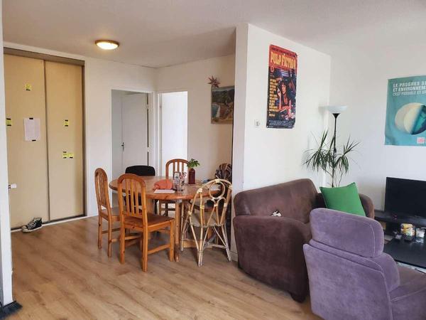 Colocation / Appartement 5 pièces de 74 m², Talence, Rue Lafitte / Photo 4