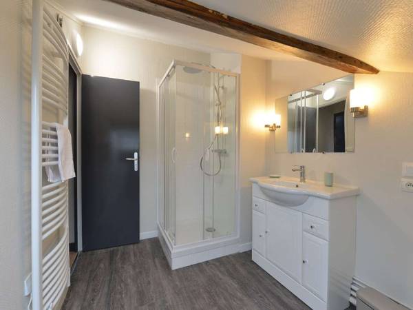 Colocation / Duplex 5 pièces de 102 m², Compiègne, Rue Saint-Lazare / Photo 5